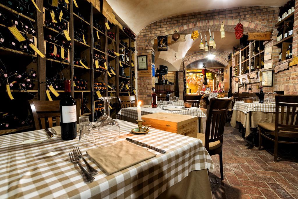 Hotel Ristorante Donato Calvizzano Bagian luar foto